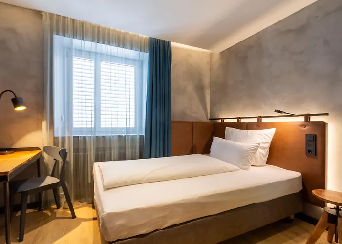 Hotel Unsoeld's Factory 4*