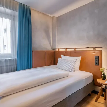 Hotel Unsoeld's Factory