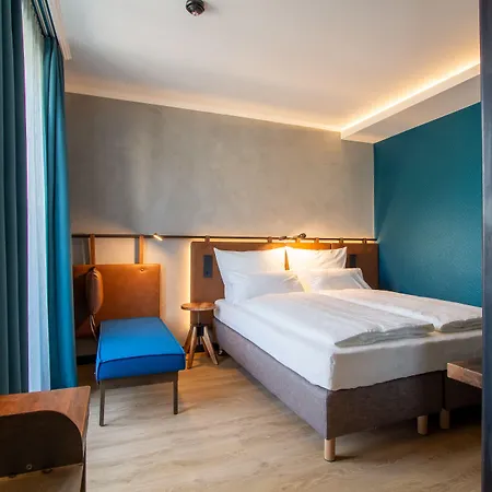 Unsoeld's Factory Hotel