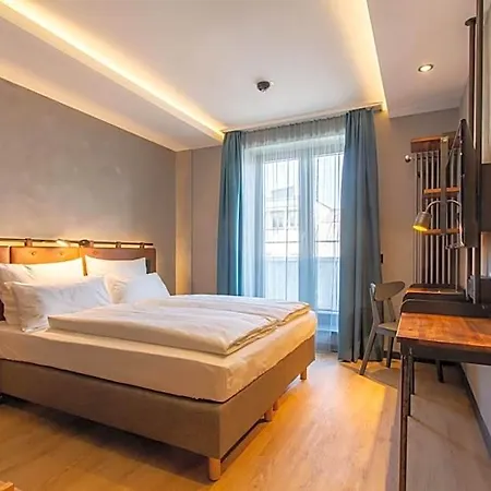 Hotell Unsöld's Factory 4*