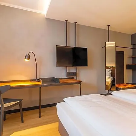 Unsöld's Factory Hotell München
