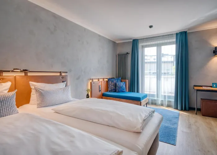 Unsoeld's Factory Hotel