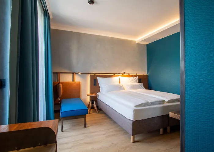 Unsoeld's Factory Hotel