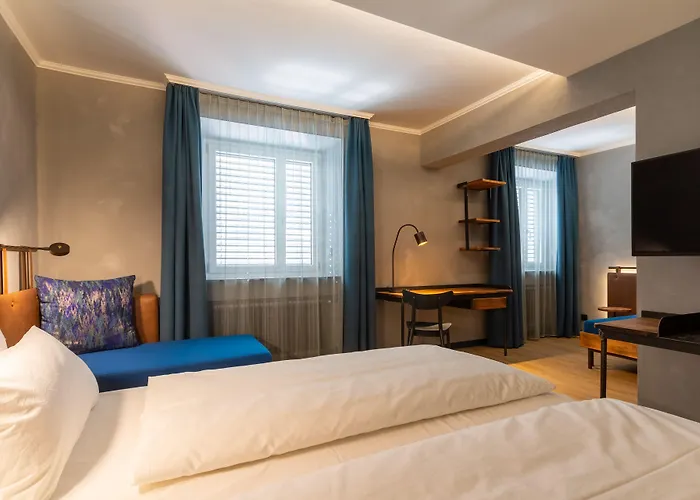 Unsoeld's Factory Hotel München