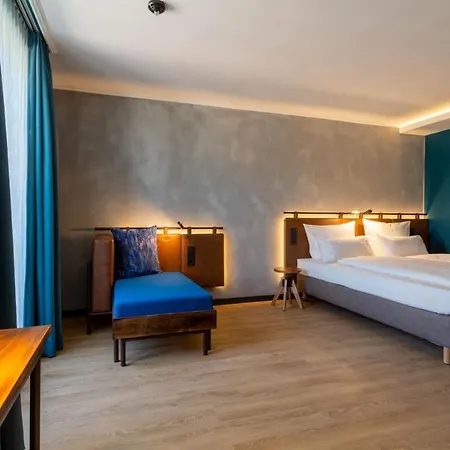 Unsöld's Factory Hotell