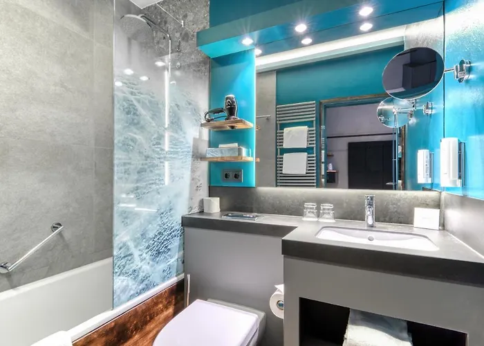 Hotel Unsoeld's Factory 4*
