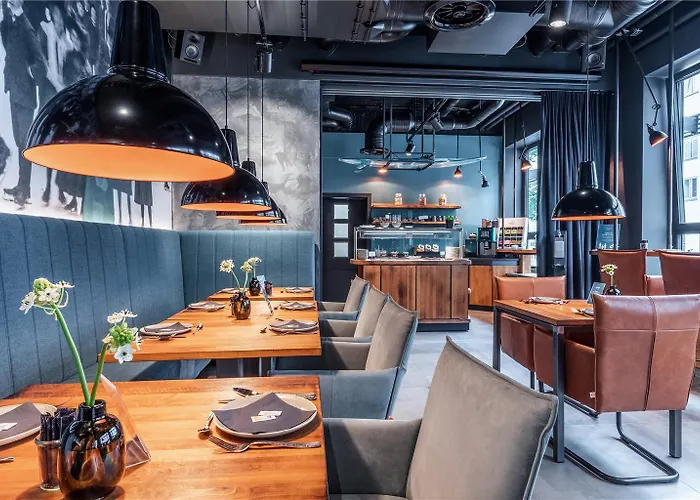 Unsoeld's Factory Hotel